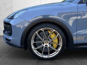Porsche Cayenne III Turbo GT — photo 6