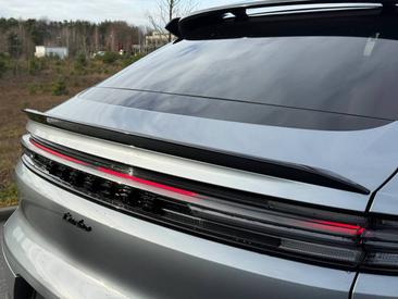 Porsche Cayenne III Turbo E-Hybrid — photo 50