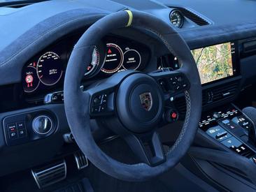 Porsche Cayenne III Turbo GT — photo 12