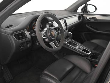Porsche Macan GTS — photo 11