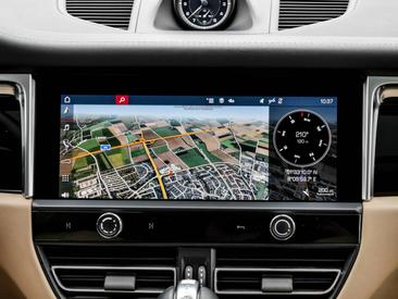 Porsche Macan S — photo 14