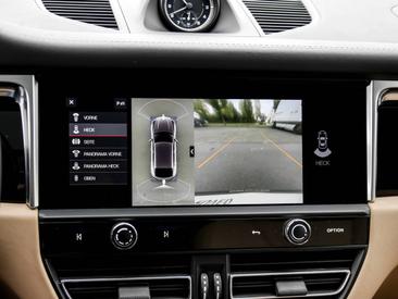 Porsche Macan S — photo 24