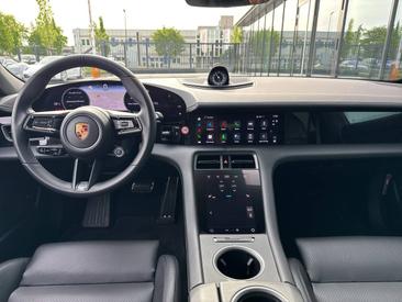 Porsche Taycan ph2 4S — photo 13
