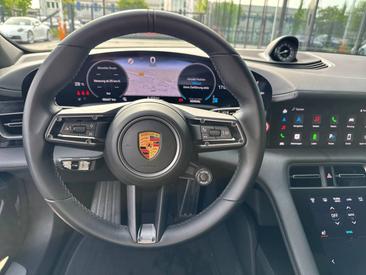 Porsche Taycan ph2 4S — photo 19