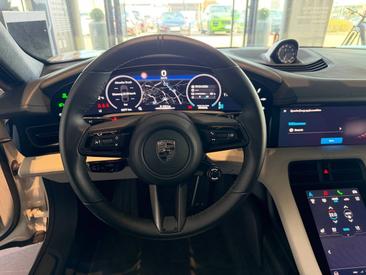 Porsche Taycan ph2 Turbo S — photo 14
