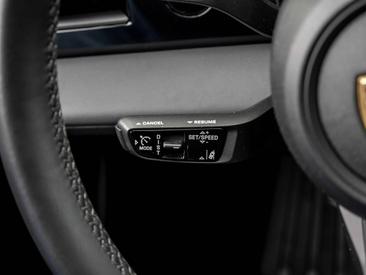 Porsche Taycan ph2 4 Cross Turismo — photo 24