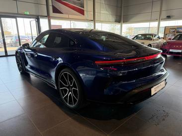 Porsche Taycan ph2 Turbo — photo 3