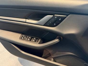 Porsche Taycan ph2 Turbo — photo 19