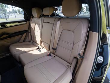 Porsche Cayenne III S Coupé Platinum Edition — photo 24