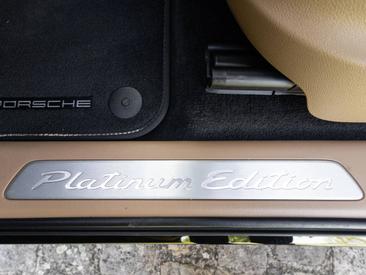 Porsche Cayenne III S Coupé Platinum Edition — photo 25