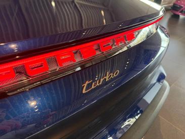 Porsche Taycan ph2 Turbo — photo 27
