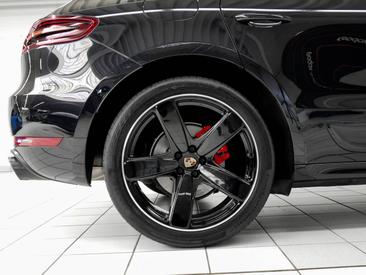 Porsche Macan GTS — photo 11