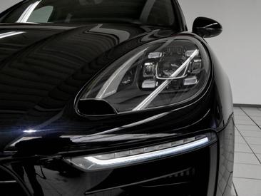 Porsche Macan GTS — photo 14