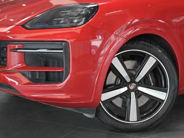 Porsche Cayenne III GTS — photo 6