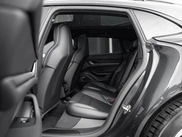 Porsche Taycan ph2 4 Cross Turismo — photo 18