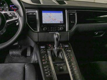 Porsche Macan GTS — photo 30