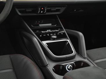 Porsche Cayenne III GTS — photo 19
