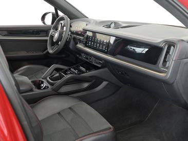Porsche Cayenne III GTS — photo 20