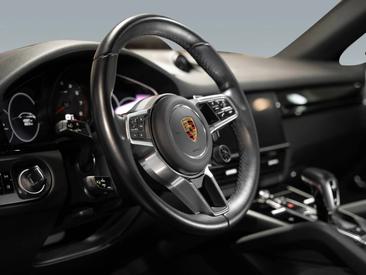Porsche Cayenne III Coupé — photo 15