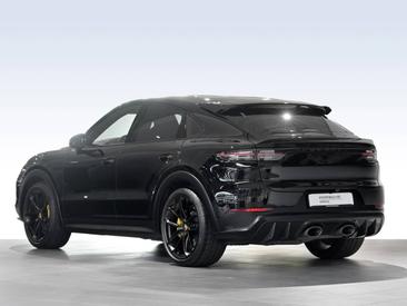 Porsche Cayenne III Turbo GT — photo 3