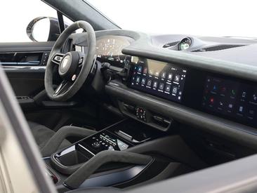 Porsche Cayenne III Turbo E-Hybrid — photo 22