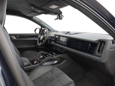 Porsche Cayenne III Turbo E-Hybrid — photo 25