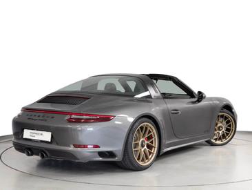 Porsche 991 II Targa 4 GTS — photo 10