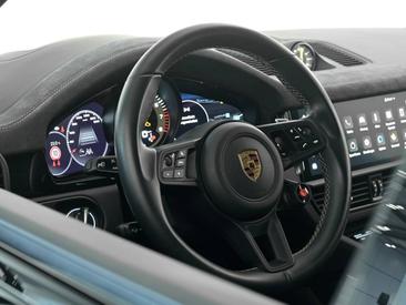 Porsche Cayenne III Turbo GT — photo 13