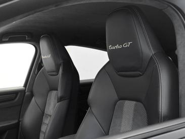 Porsche Cayenne III Turbo GT — photo 15