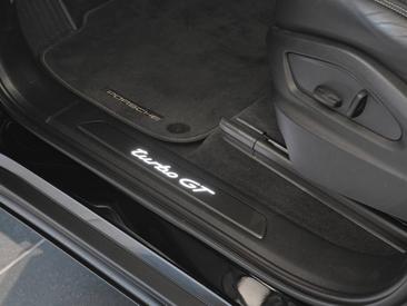 Porsche Cayenne III Turbo GT — photo 21