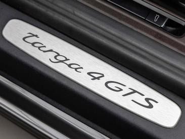 Porsche 991 II Targa 4 GTS — photo 24