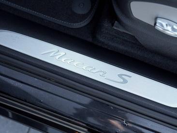 Porsche Macan S — photo 24