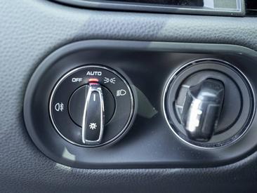 Porsche Macan S — photo 29
