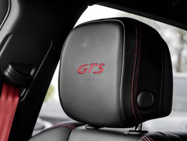 Porsche Macan GTS — photo 18