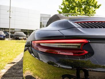 Porsche 991 II Carrera GTS Cabriolet — photo 10