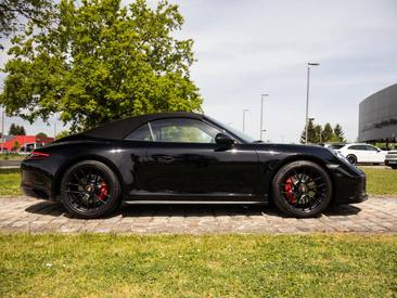 Porsche 991 II Carrera GTS Cabriolet — photo 17
