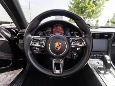Porsche 991 II Carrera GTS Cabriolet — photo 28