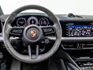 Porsche Cayenne III E-Hybrid Coupé — photo 25
