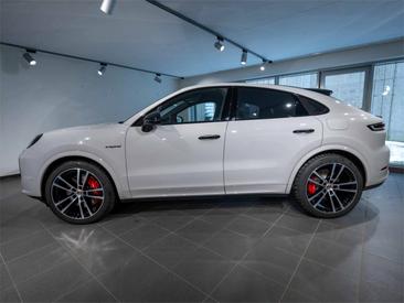 Porsche Cayenne III S E-Hybrid Coupé — photo 2
