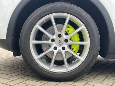 Porsche Cayenne III E-Hybrid — photo 6