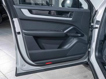 Porsche Cayenne III S E-Hybrid Coupé — photo 16