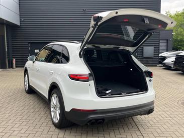 Porsche Cayenne III E-Hybrid — photo 13