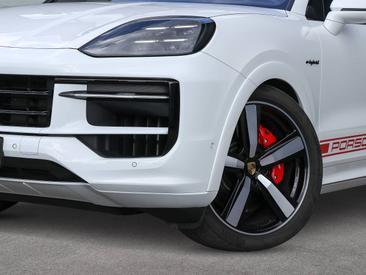Porsche Cayenne III S E-Hybrid Coupé — photo 8