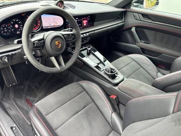 Porsche 992 I Carrera GTS — photo 10