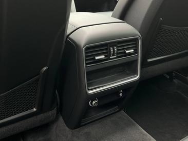 Porsche Cayenne III E-Hybrid — photo 33