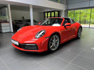 Porsche 992 I Targa 4S — photo 9