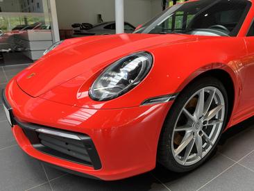 Porsche 992 I Targa 4S — photo 12