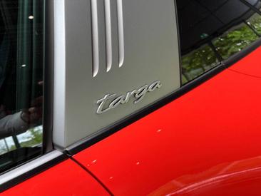 Porsche 992 I Targa 4S — photo 14