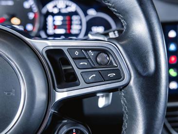 Porsche Cayenne III S Coupé — photo 32