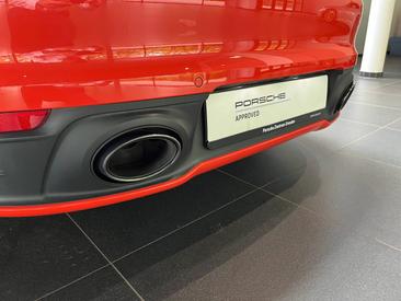 Porsche 992 I Targa 4S — photo 17